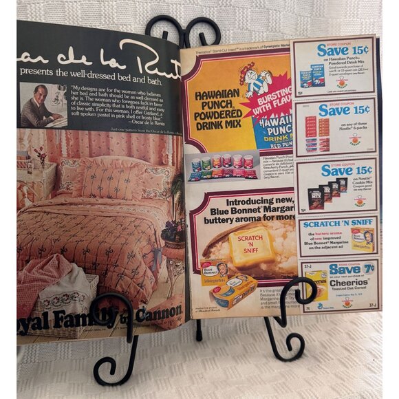 Vintage June 1977 Ladies Home Journal Magazine with Farrah Fawcett Cover - Picture 4 of 7